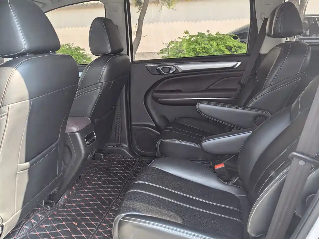 GAC Motor Trumpchi M6 — миниатюра 9