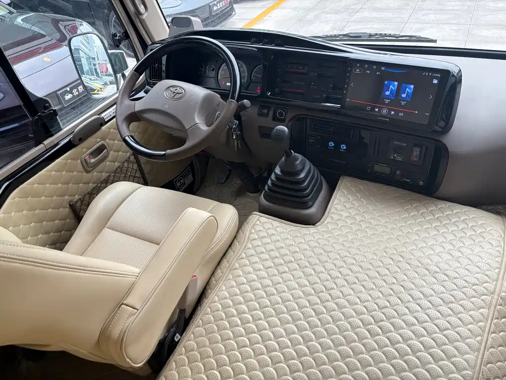 Toyota Coaster — фотографии объявления, Фото 24