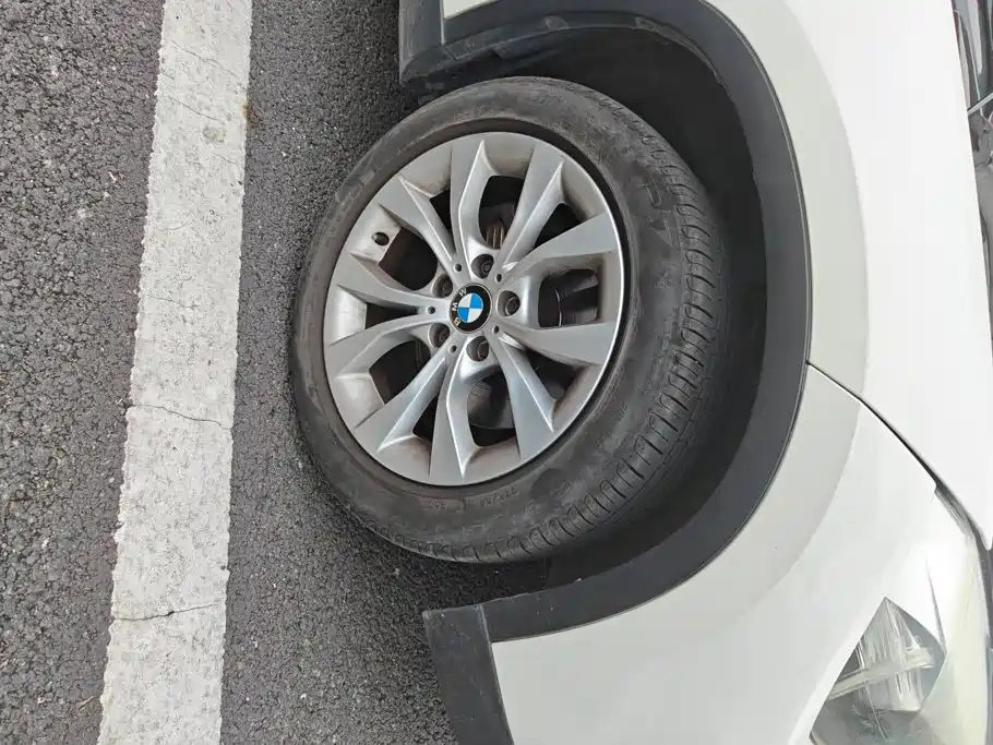 BMW X1 — миниатюра 6