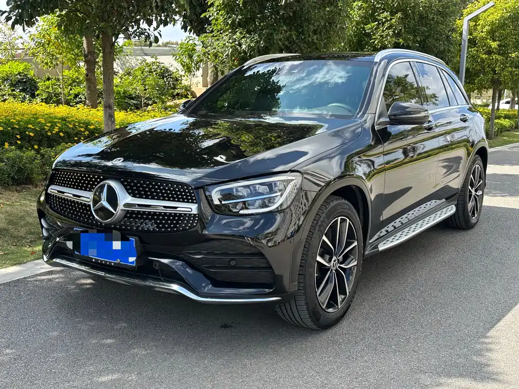 MERCEDES-BENZ GLC