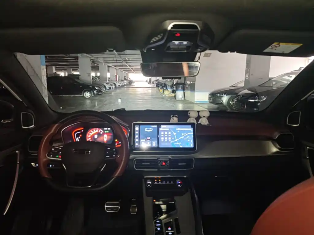 Geely Binyue - фото 18