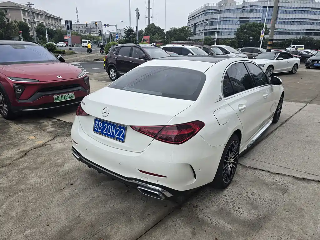 Mercedes-Benz C-Class — миниатюра 9