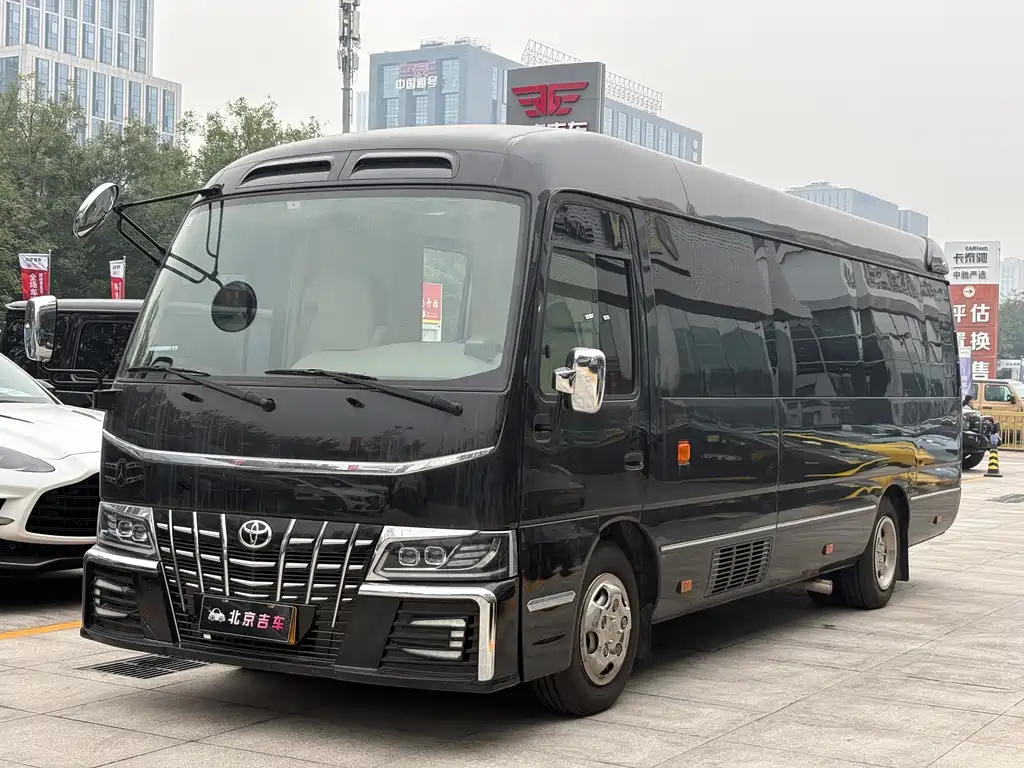 Toyota Coaster 2025