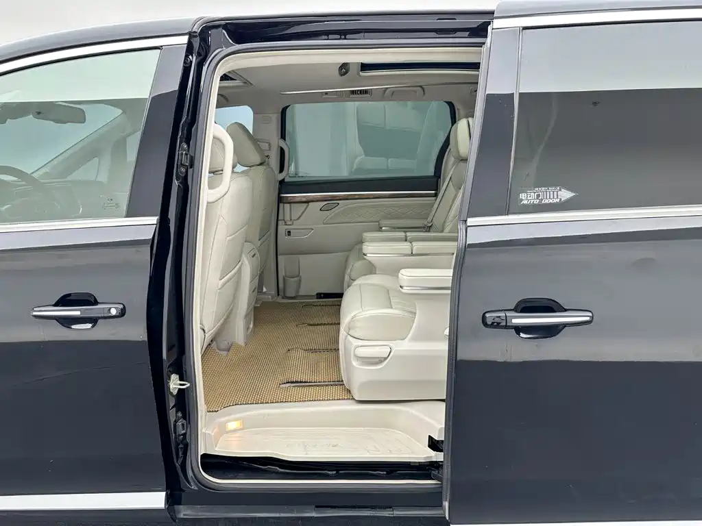 GAC Motor Trumpchi M8 — миниатюра 18