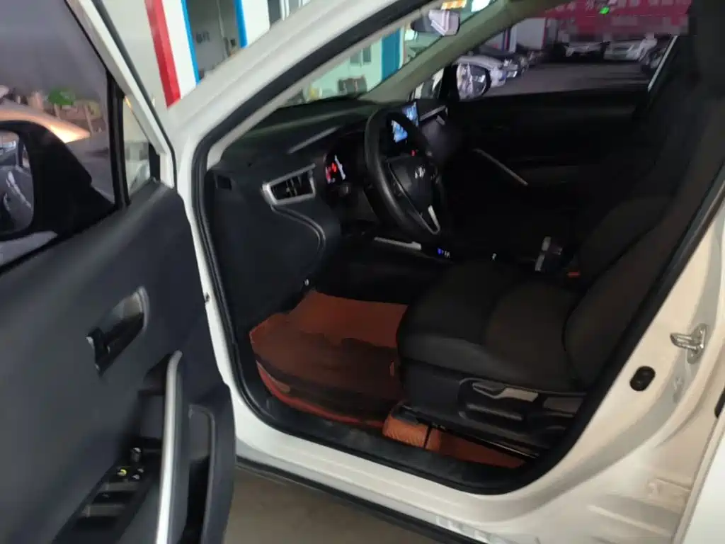 Toyota Frontlander — миниатюра 16