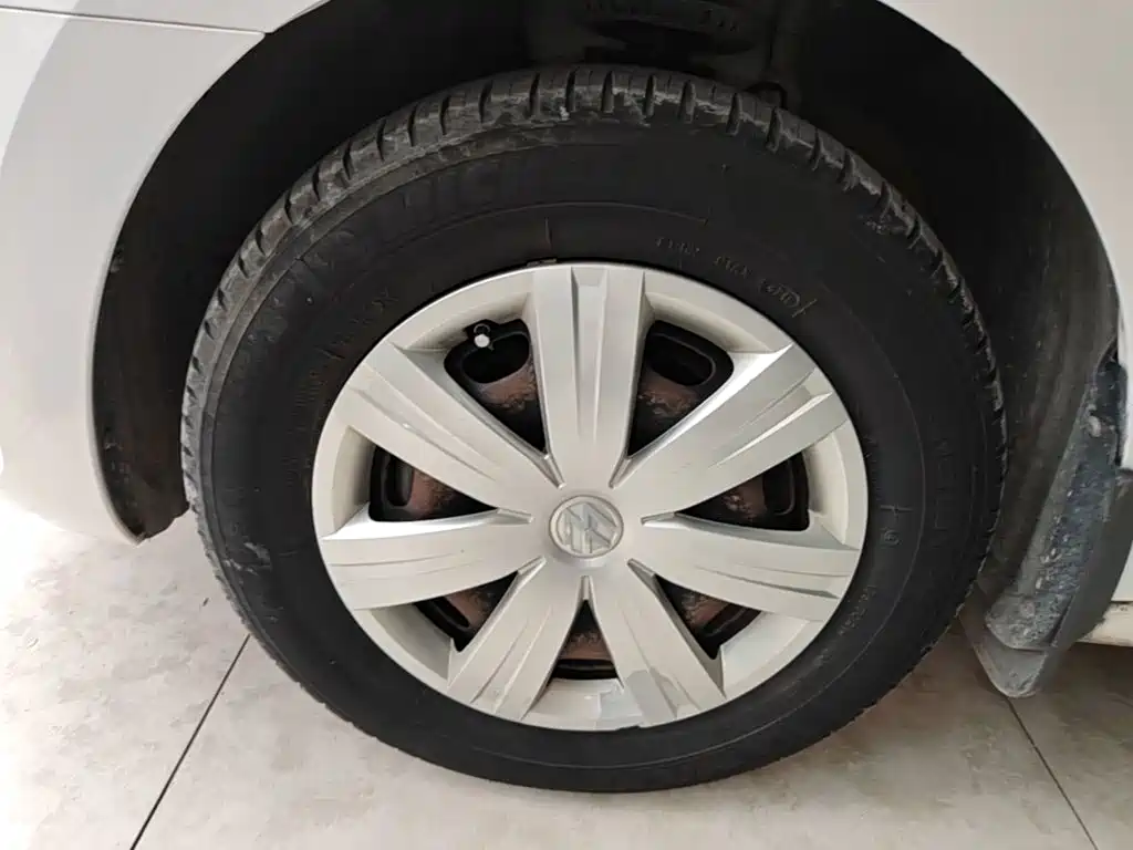 Volkswagen Jetta — миниатюра 23