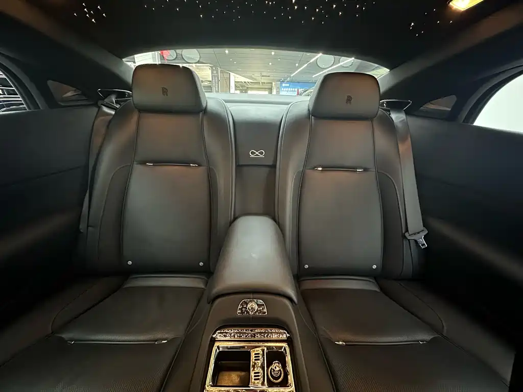 Rolls-Royce Wraith — миниатюра 32
