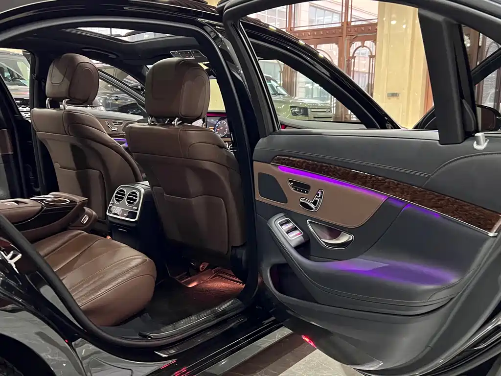 Mercedes-Benz S-Class — миниатюра 13