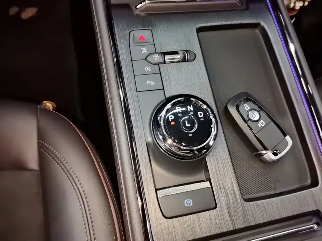 Ford Mondeo — миниатюра 14