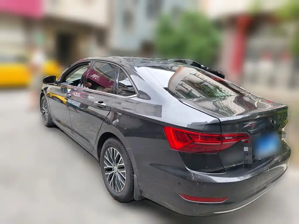 Volkswagen Sagitar — миниатюра 25
