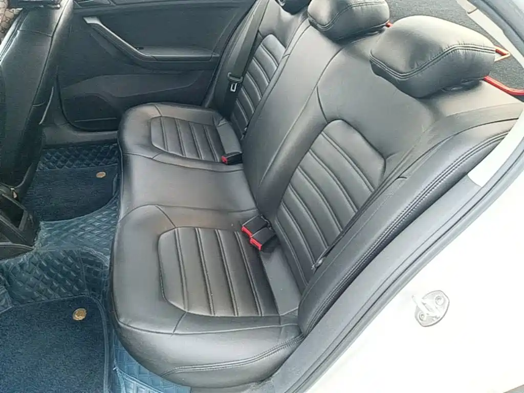 Volkswagen Jetta — миниатюра 17