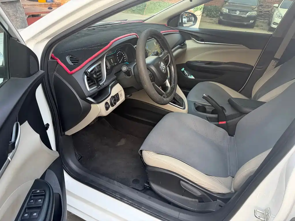 Buick Excelle — миниатюра 5