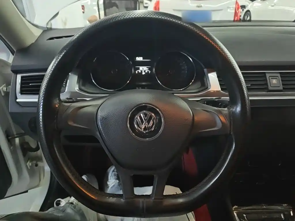 Volkswagen Bora — миниатюра 11