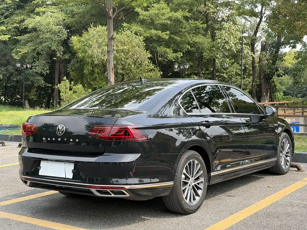Volkswagen Magotan — миниатюра 6