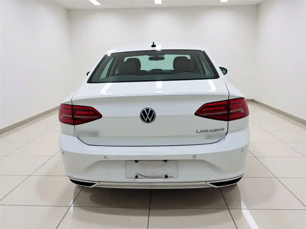 Volkswagen Lamando 2019 230TSI DSG VI