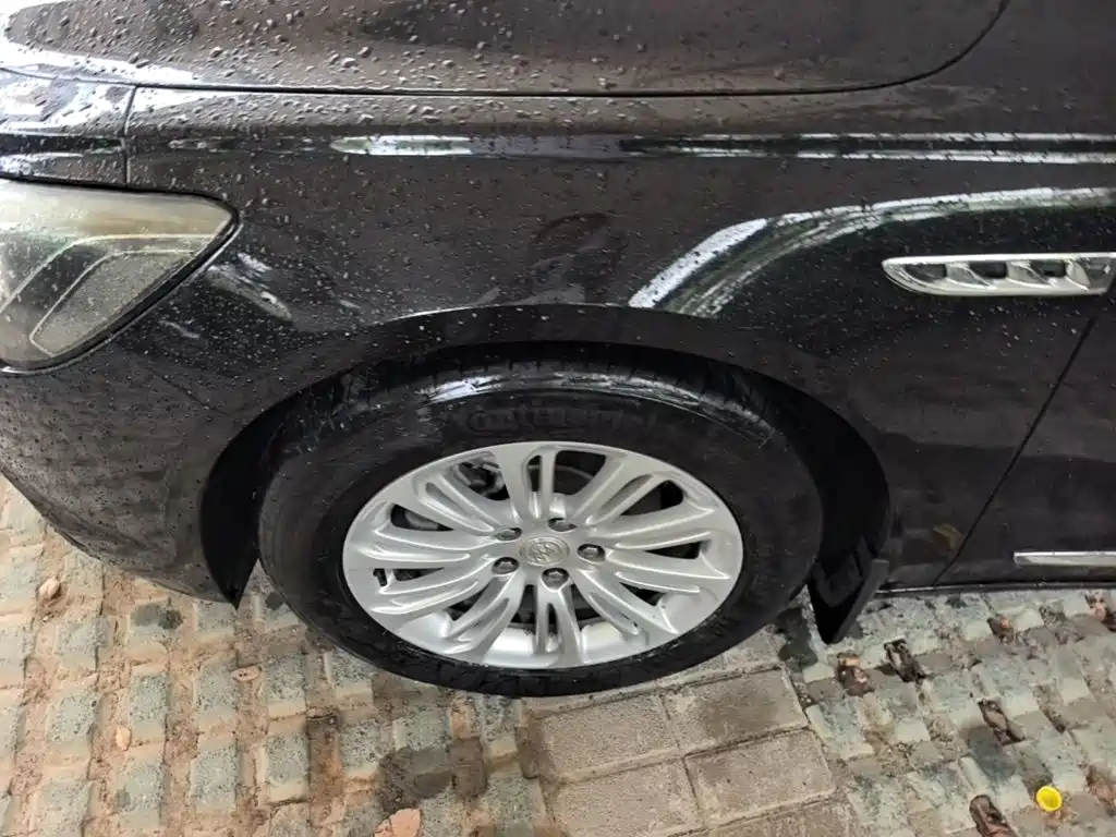 Buick LaCrosse — миниатюра 23