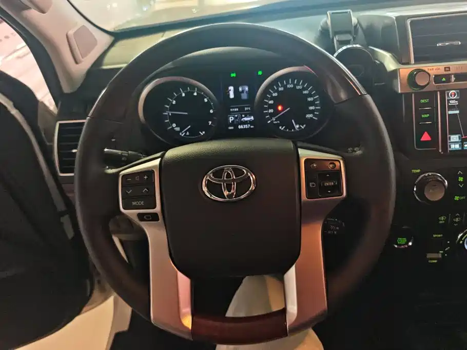 Toyota Prado — миниатюра 15