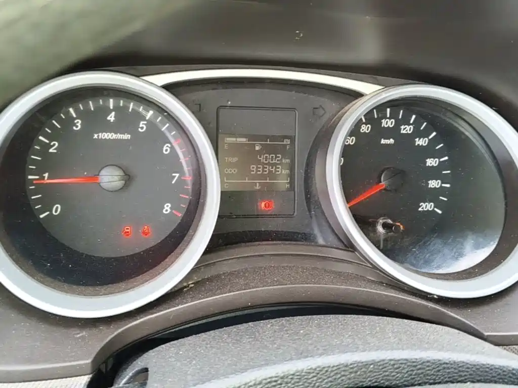 Wuling Hongguang — миниатюра 12