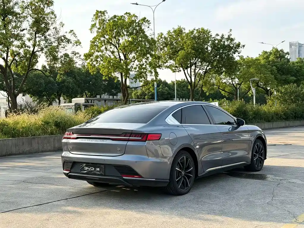 BYD Han — миниатюра 4