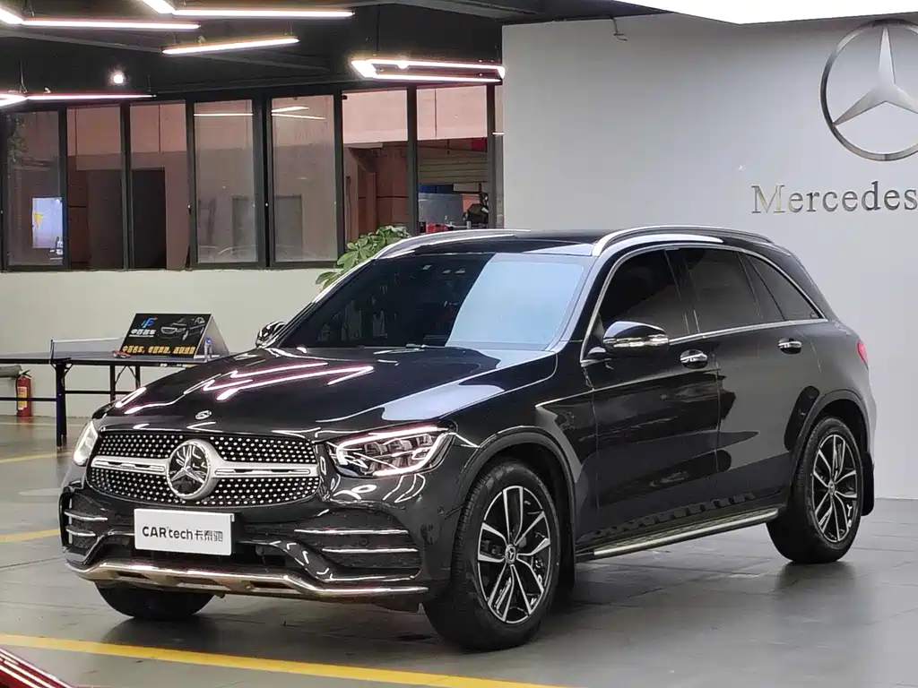 Купить Mercedes-Benz GLC