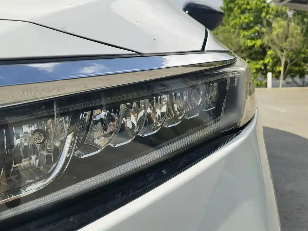 Honda Accord — миниатюра 9
