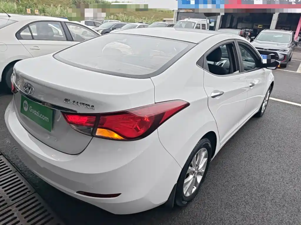 Hyundai Elantra Langdong — миниатюра 7