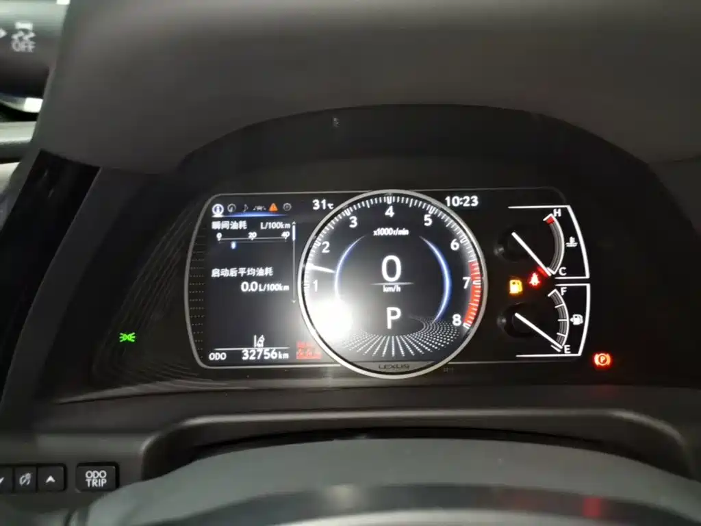 Lexus ES — миниатюра 12