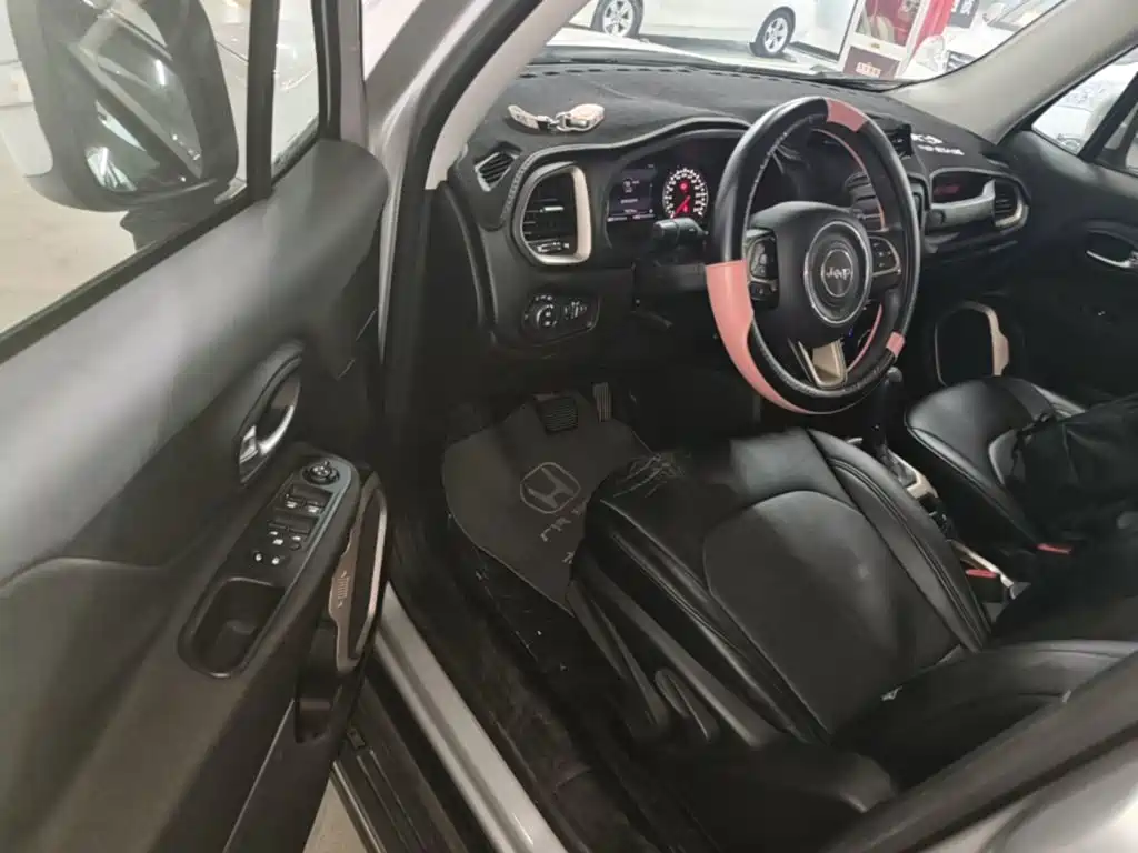 Jeep Renegade — миниатюра 16