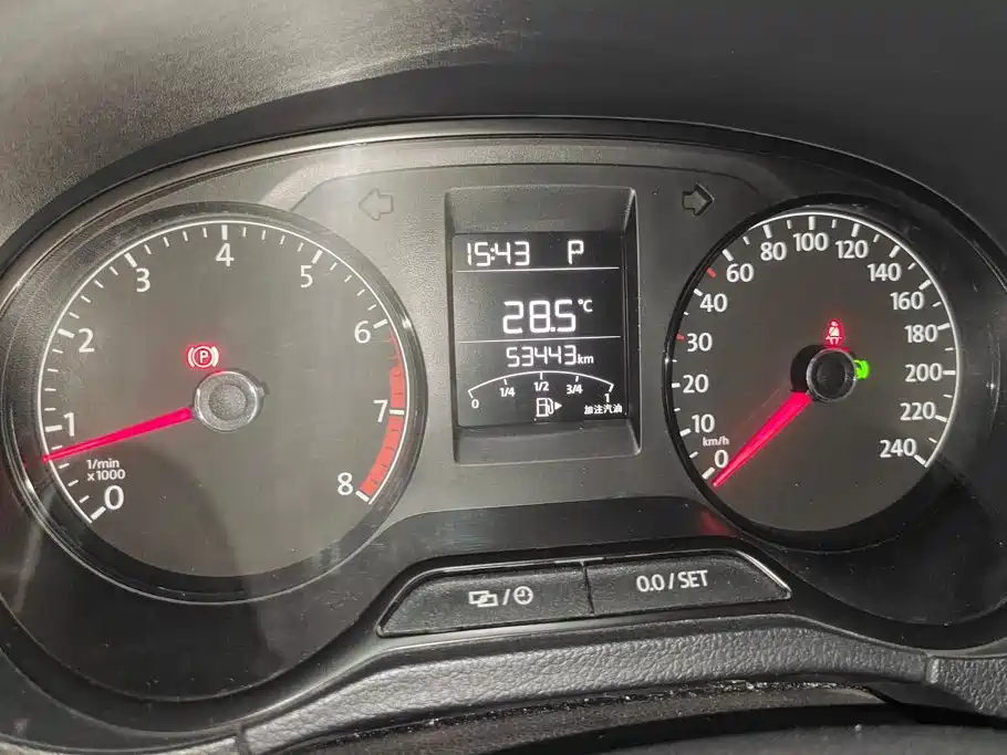 Volkswagen Polo — миниатюра 14