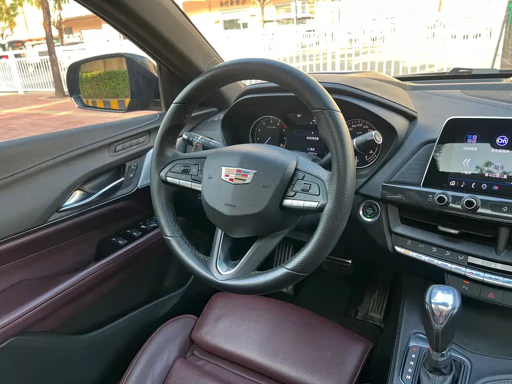 Cadillac CT4 — миниатюра 16