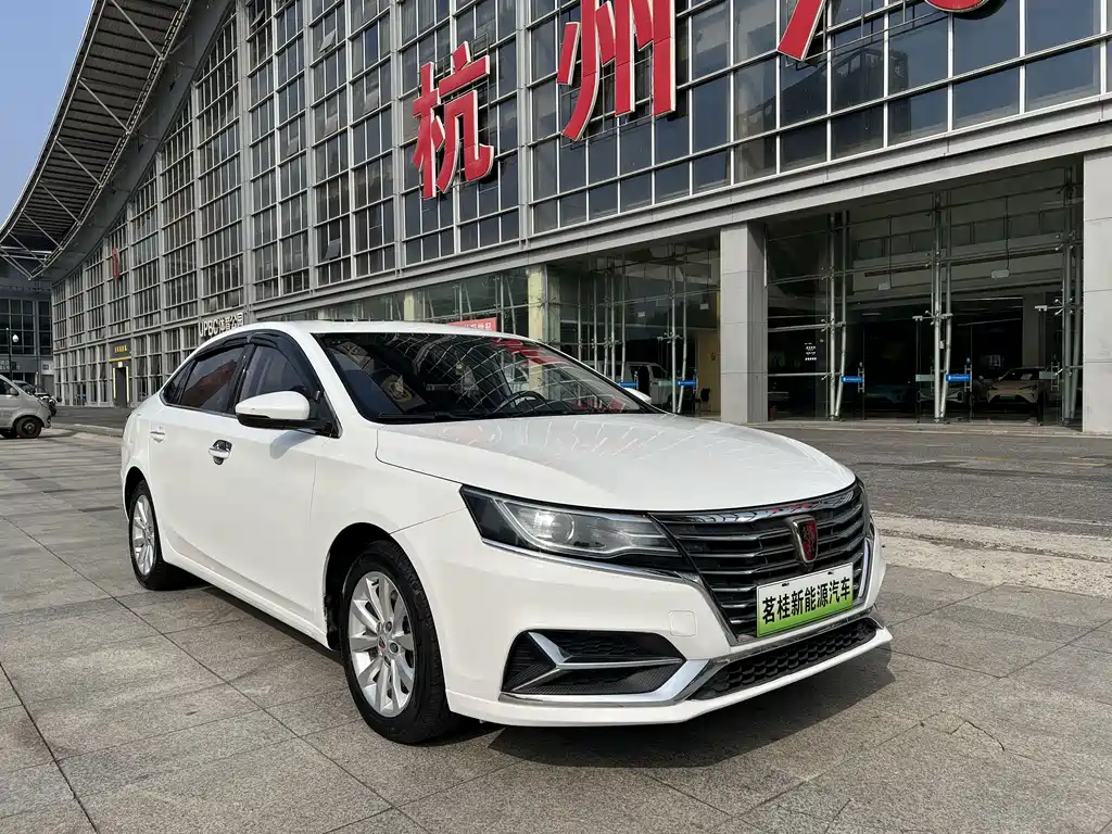 Roewe i6 New Energy — миниатюра 3
