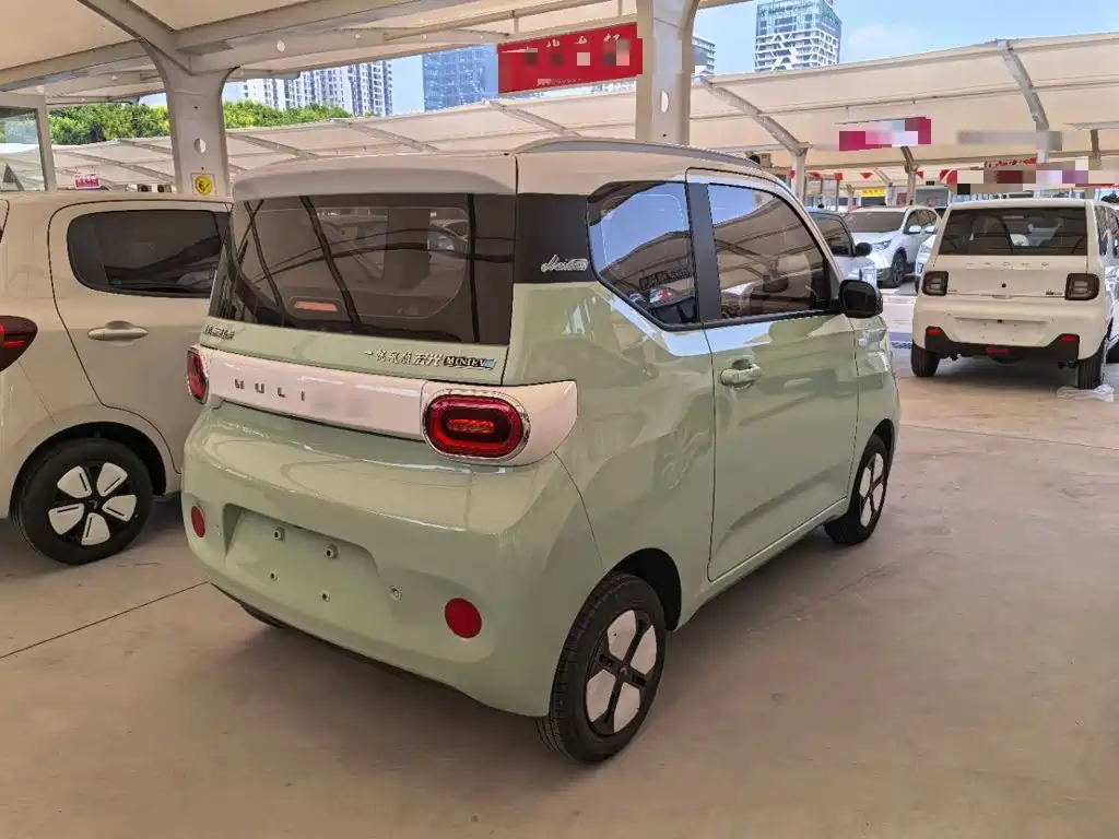 Wuling MINIEV — миниатюра 7
