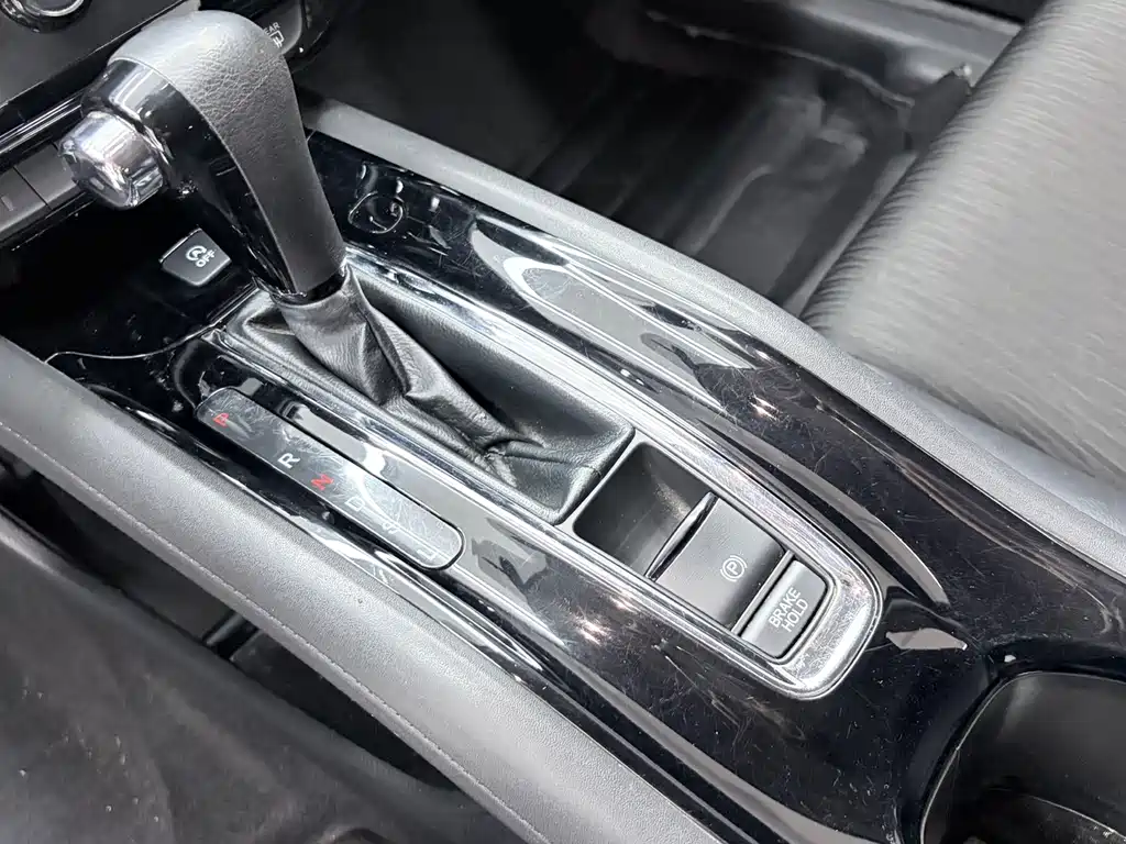 Honda Vezel — миниатюра 13