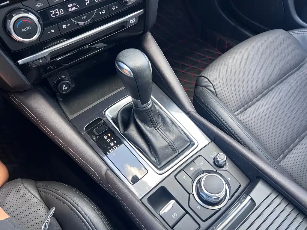 Mazda Atenza — миниатюра 21