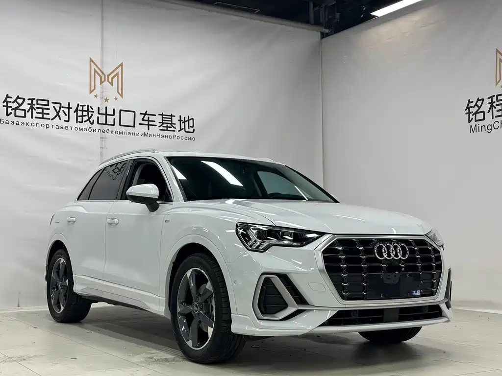 Audi Q3 2022 35 TFSI Fashion