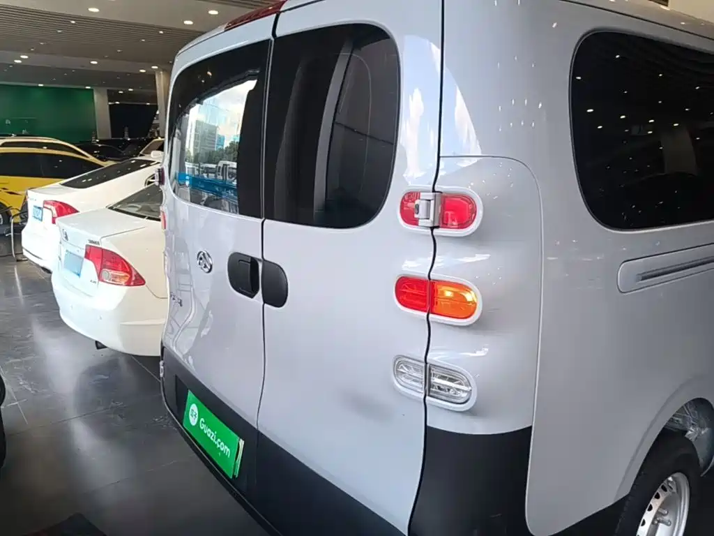 MAXUS V1 — миниатюра 6