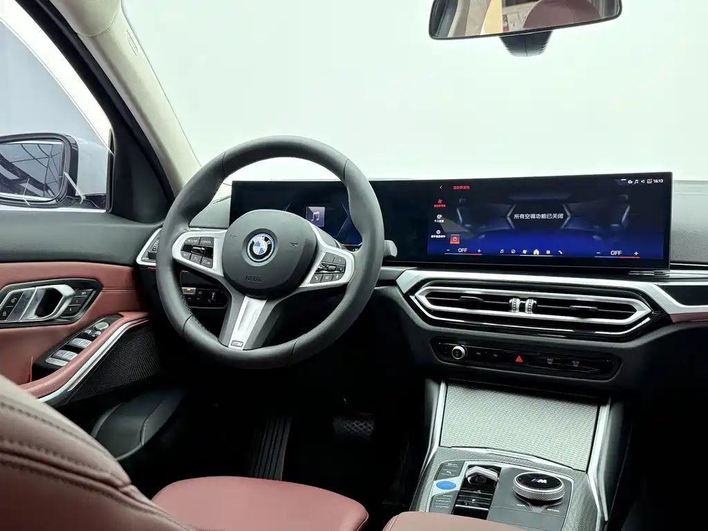 BMW i3 — миниатюра 12