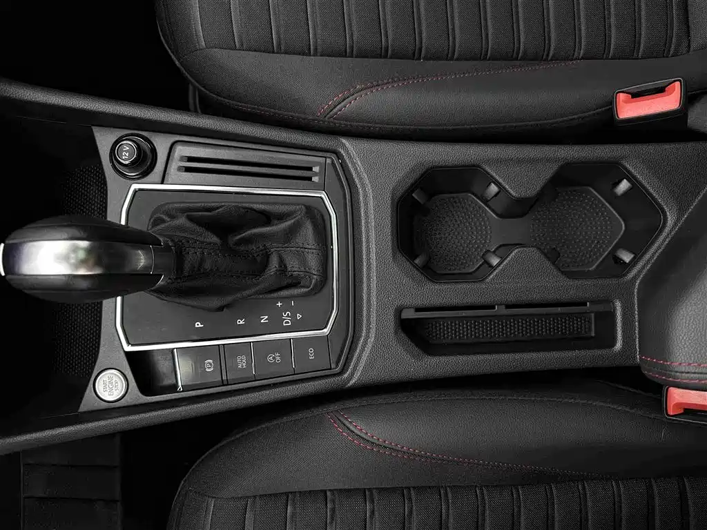 Volkswagen Lavida — миниатюра 13