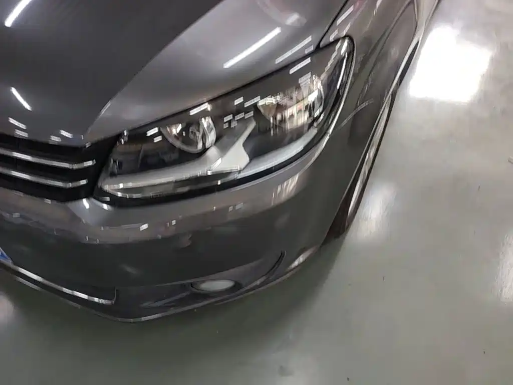 Volkswagen Touran — миниатюра 24