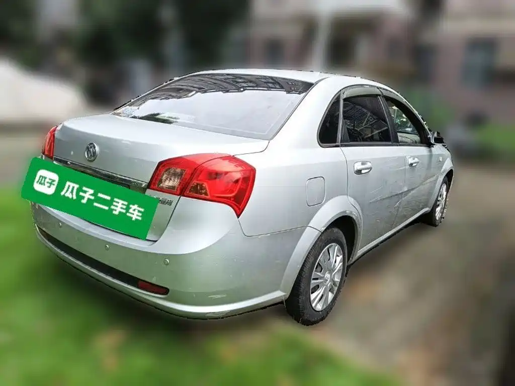 Buick Excelle — миниатюра 5