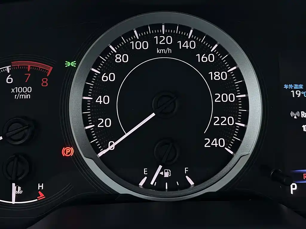 Toyota Corolla — миниатюра 13