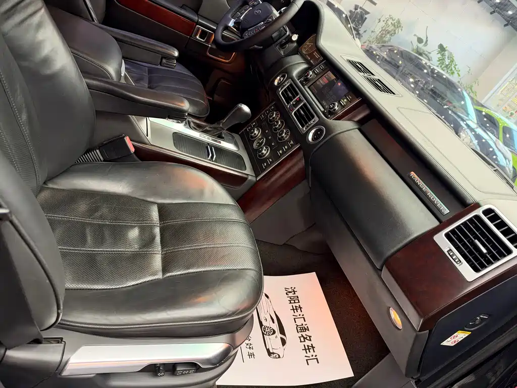 Land Rover Range Rover — миниатюра 9