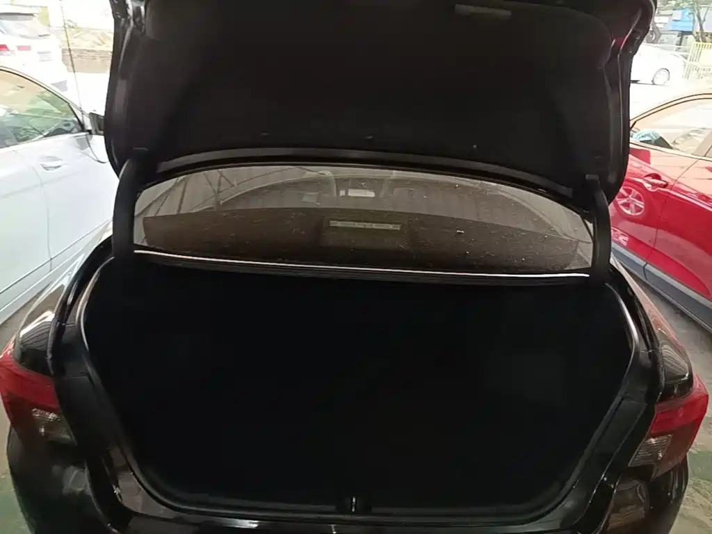 Toyota Reiz — миниатюра 19