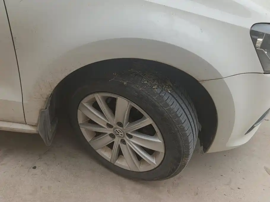 Volkswagen Polo — миниатюра 6