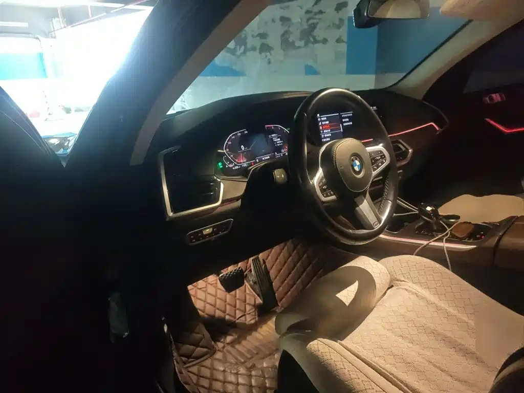 BMW X5 (Import) — миниатюра 17