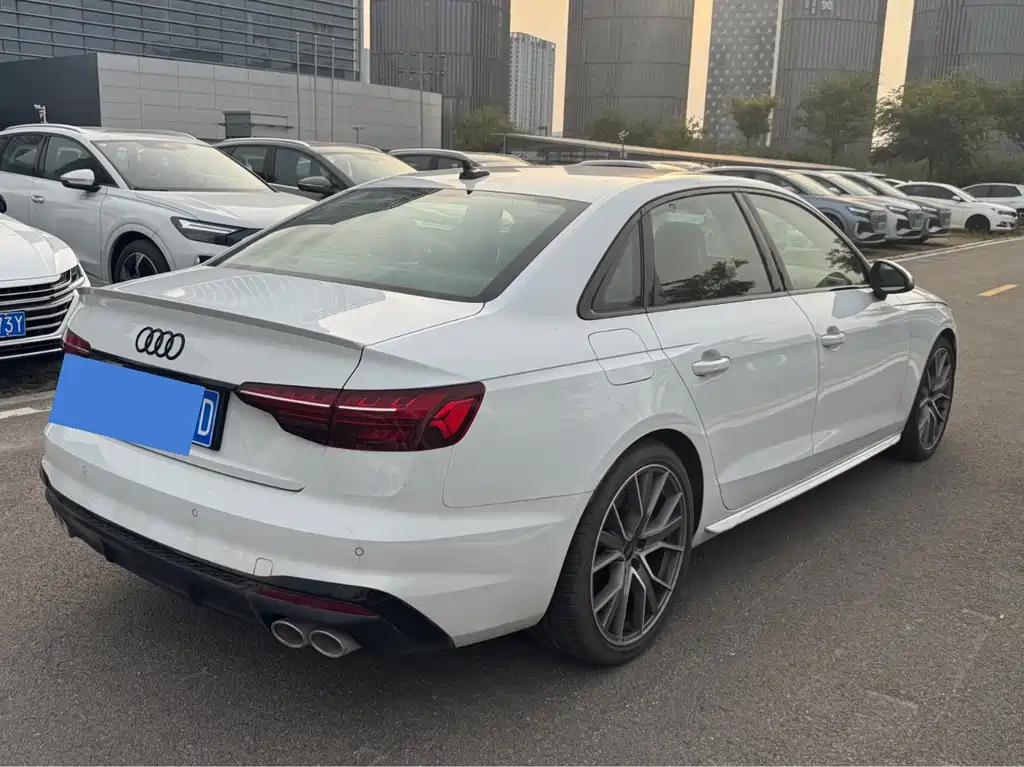 Audi S4 — миниатюра 5