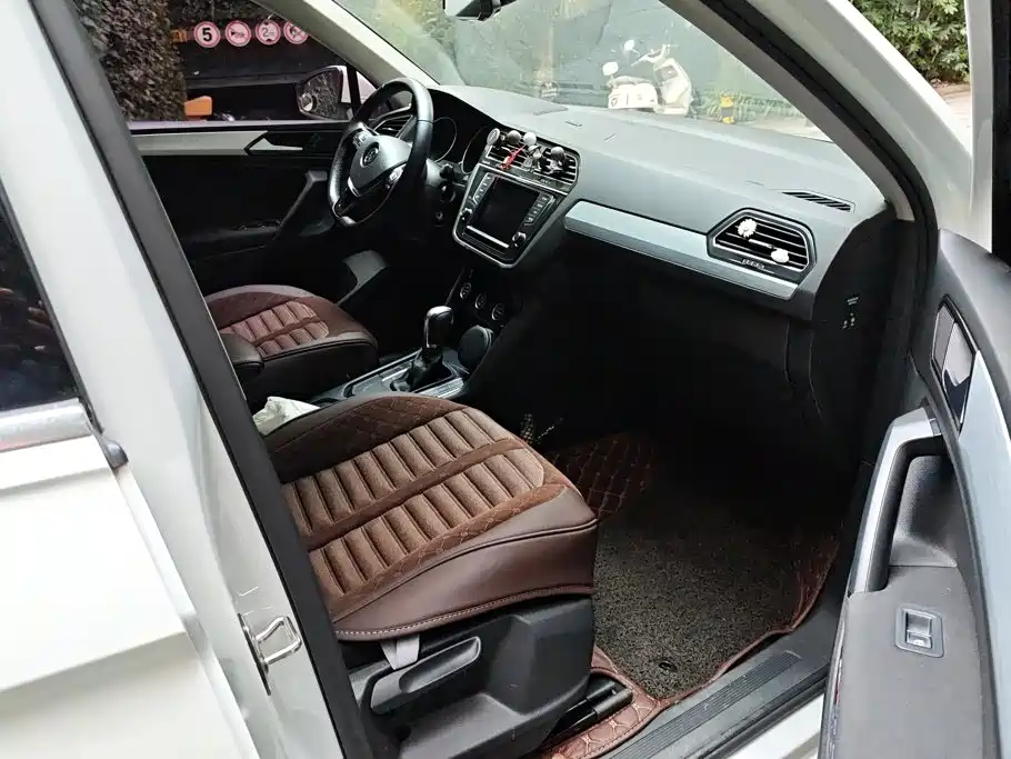 Volkswagen Tiguan — миниатюра 7