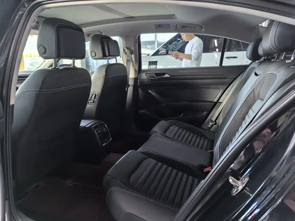 Volkswagen Magotan — миниатюра 7
