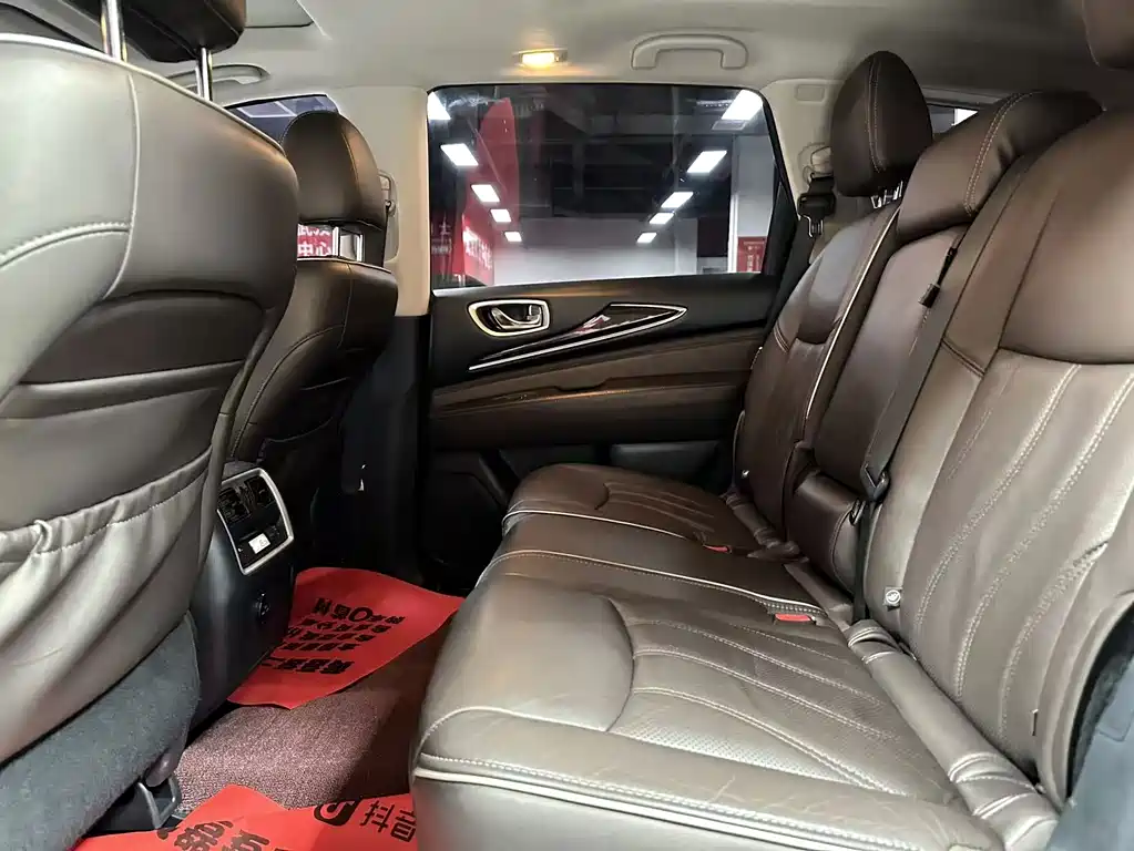 Infiniti QX60 (Import) — миниатюра 8