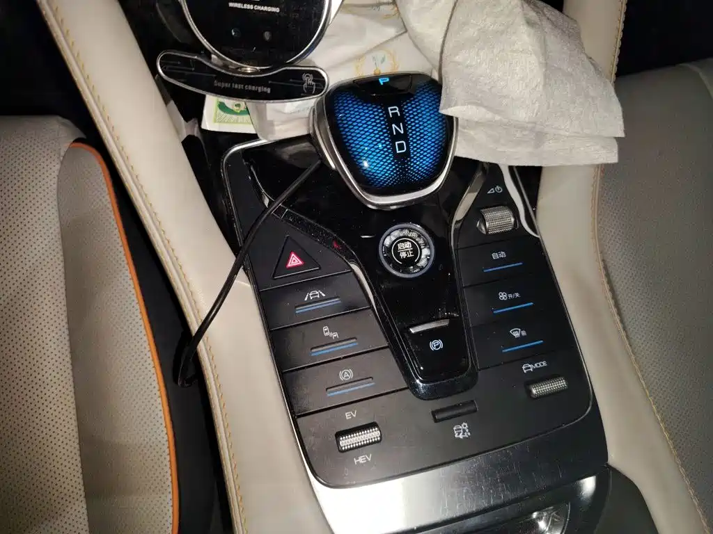 BYD PLUS New Energy — миниатюра 10